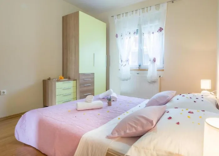 Vikendica House Balen With Swimming Pool *